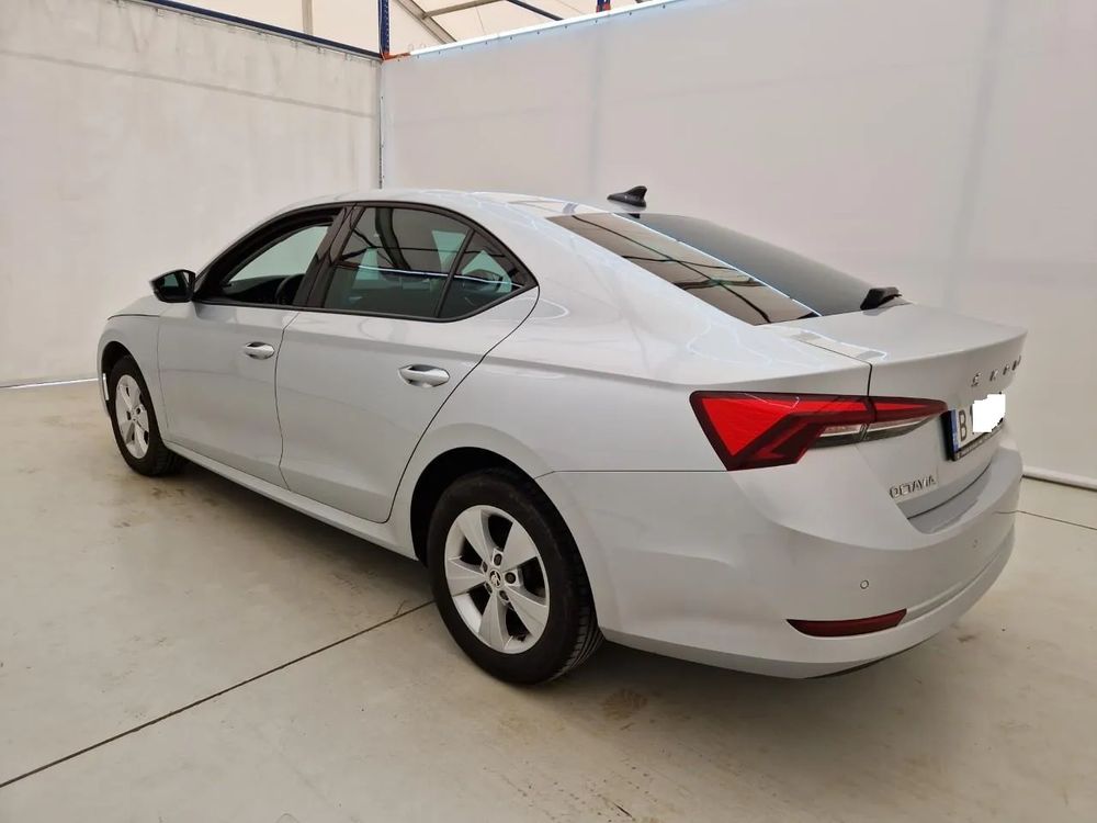 Skoda Octavia Petrol 150CP 2021 Foto 3