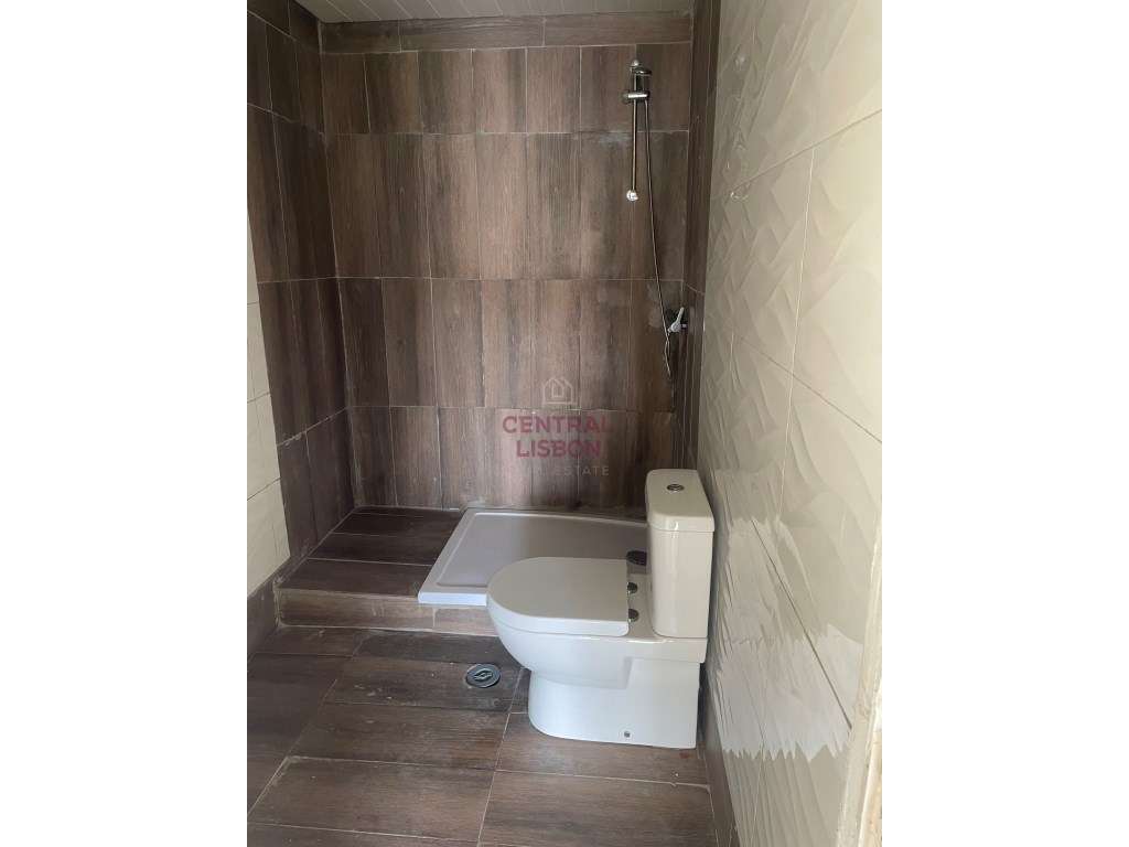 Moradia Unifamiliar - T3+1 - Lagoa de Albufeira - Sesimbra - Venda-8