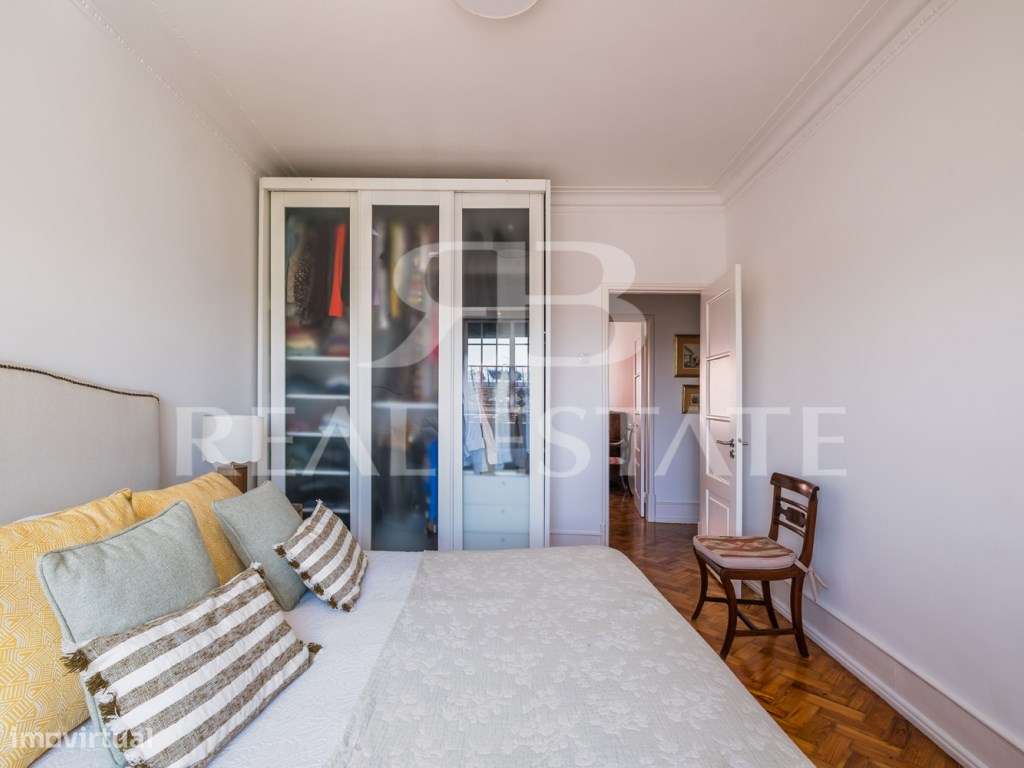 T3 com 1 Suite + Pátio comum e alguma VISTA RIO | RESTELO - Lisboa.-29