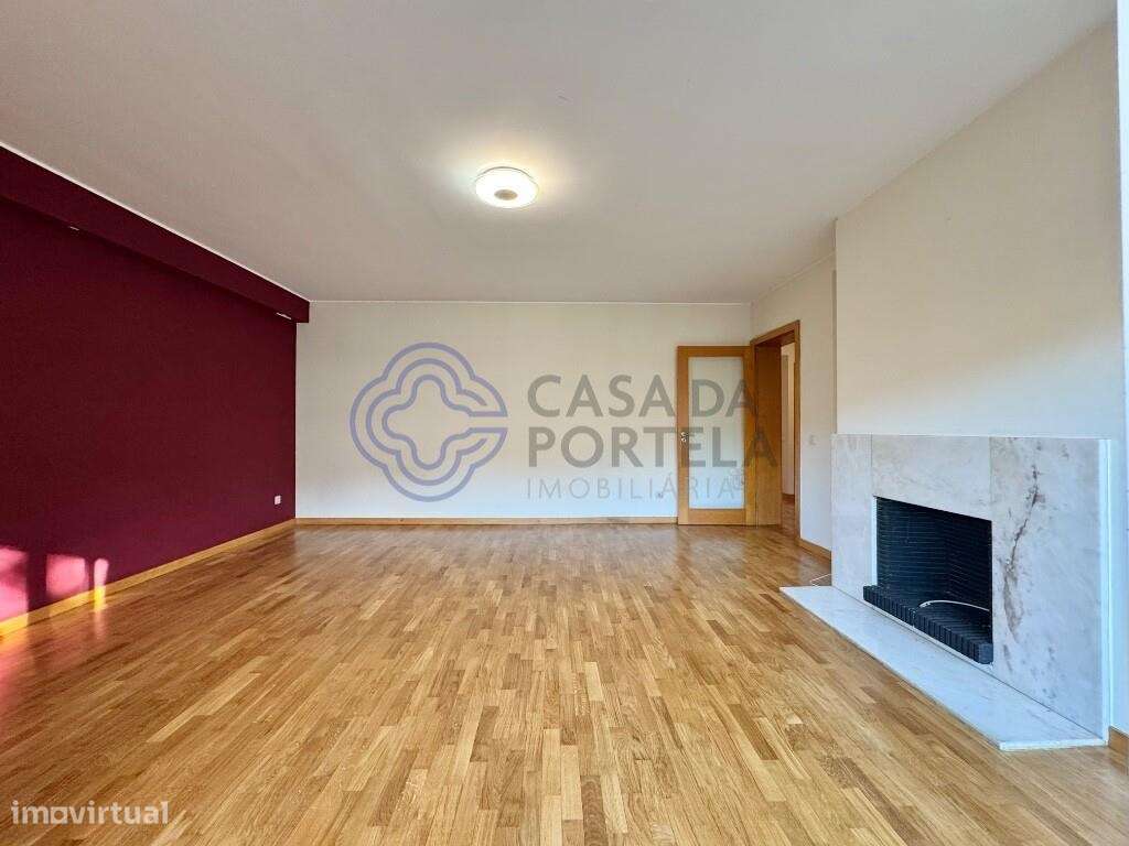 Apartamento T3 C/ Varanda e Garagem | Quinta do Sol - Valbom - Grande imagem: 4/16