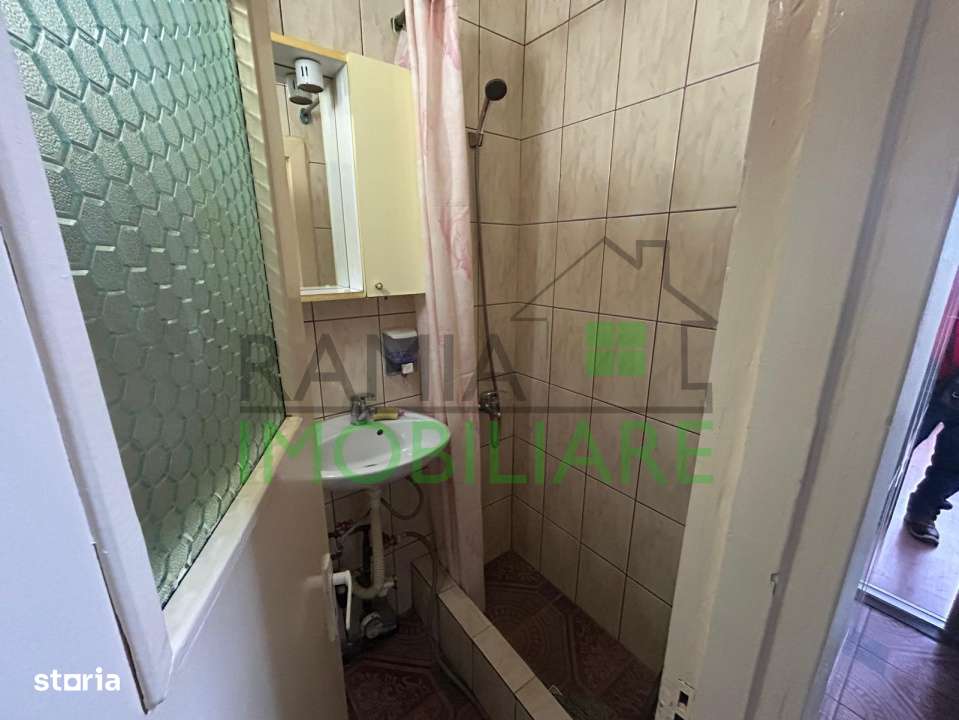 Exclusivitate! Garsoniera mobilata in Tractorul, aproape de Coresi-5