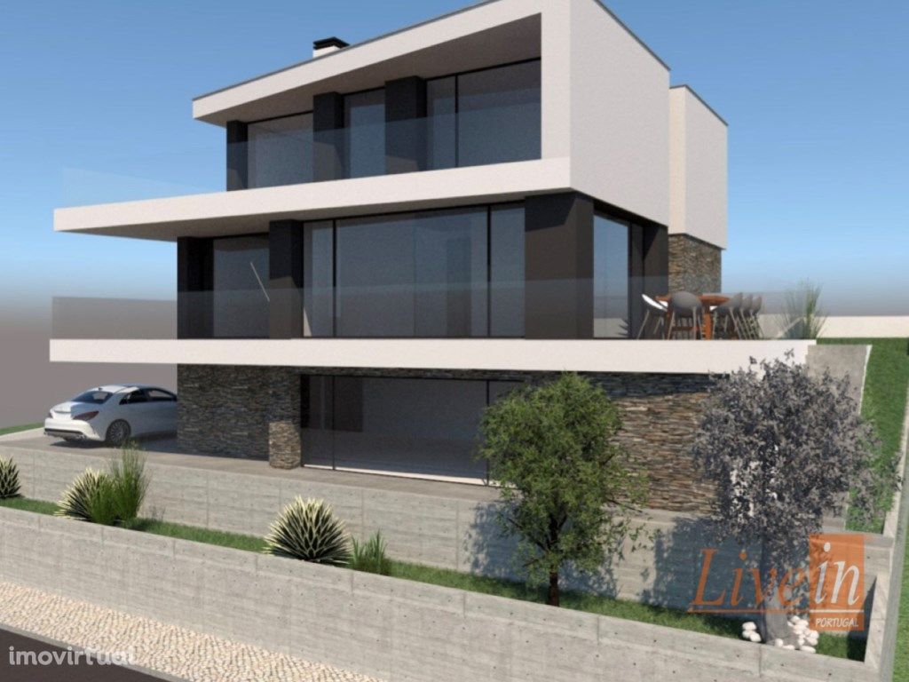 Lote Urbano de 330m2 na Zona de Alcainça