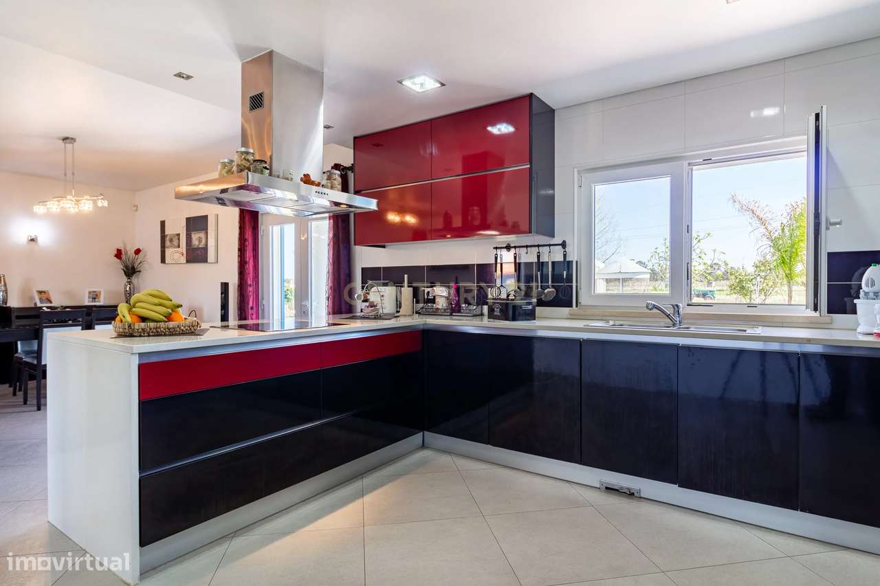 Vende 2 Moradias T2+1 - 19.000M2 de terreno - Moita - Grande imagem: 5/42