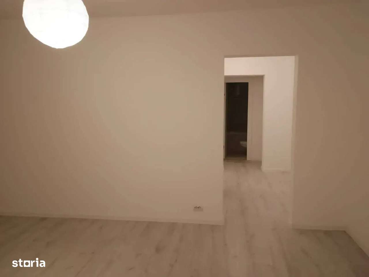 3 camere Titan Metrou-1