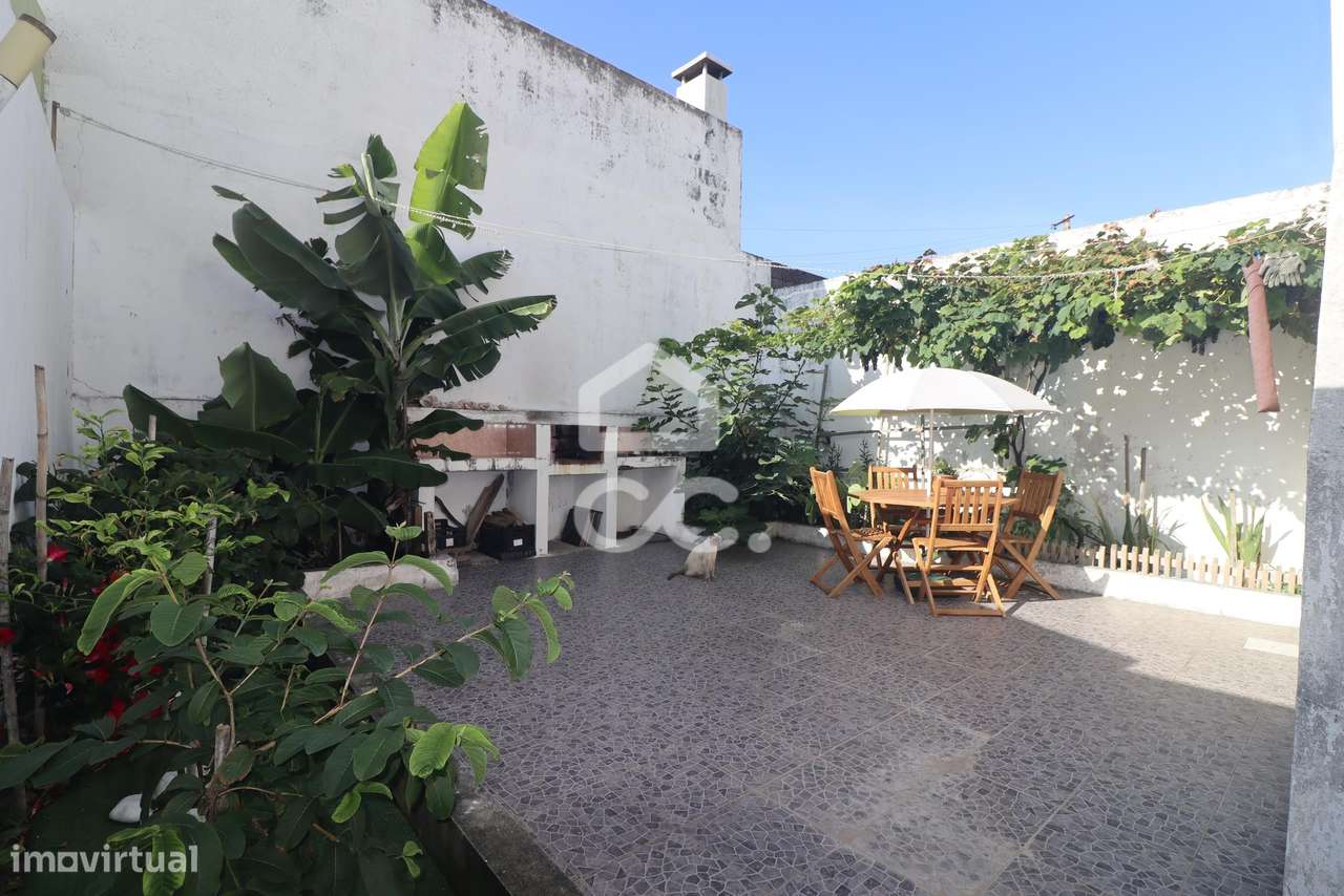 Moradia com 3 Quartos - Matriz - Ribeira Grande - Grande imagem: 5/33
