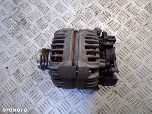 ALTERNATOR OPEL MERIVA B 1.4T 0124425085 - 2