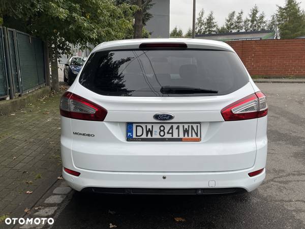 Ford Mondeo 1.6 Trend - 20