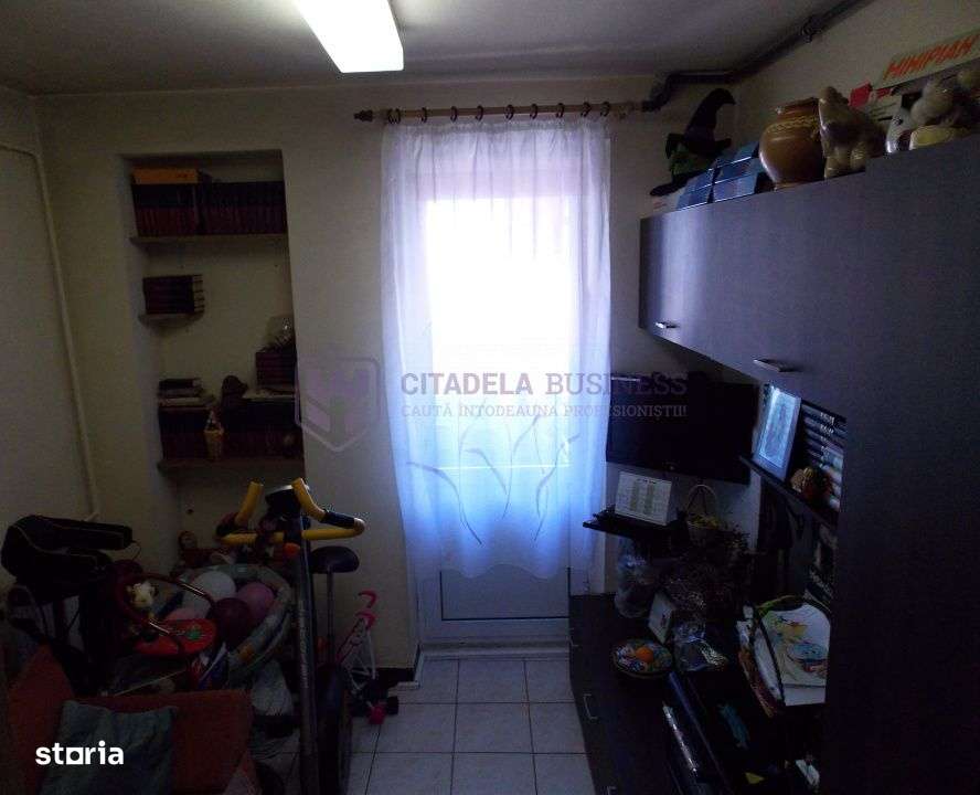 I.C.I.L. - Apartament 2 camere, transformat in 3 camere-8