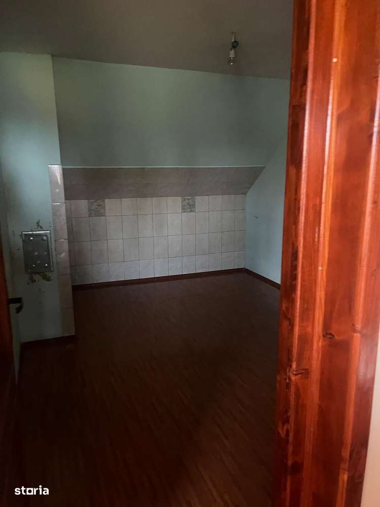 Casă complet renovată, pentru locuință sau pensiune turistică!-7