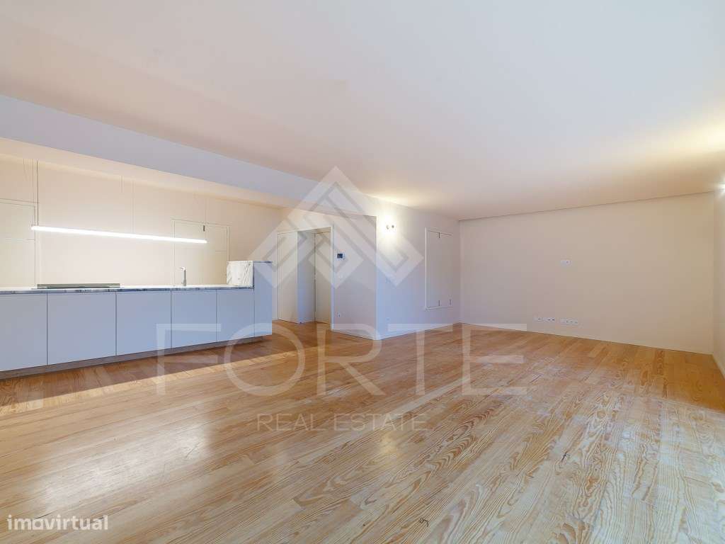 T3 com Piscina em Plena Cidade de São João da Madeira-6