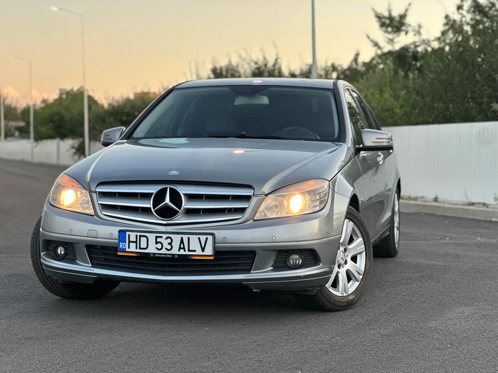 Mercedes-Benz C 200 CDI DPF BlueEFFICIENCY 2011