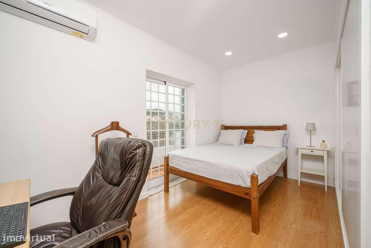 Moradia T5 de Charme com piscina, em Palmela. Conforto, Elegância e Fu-14