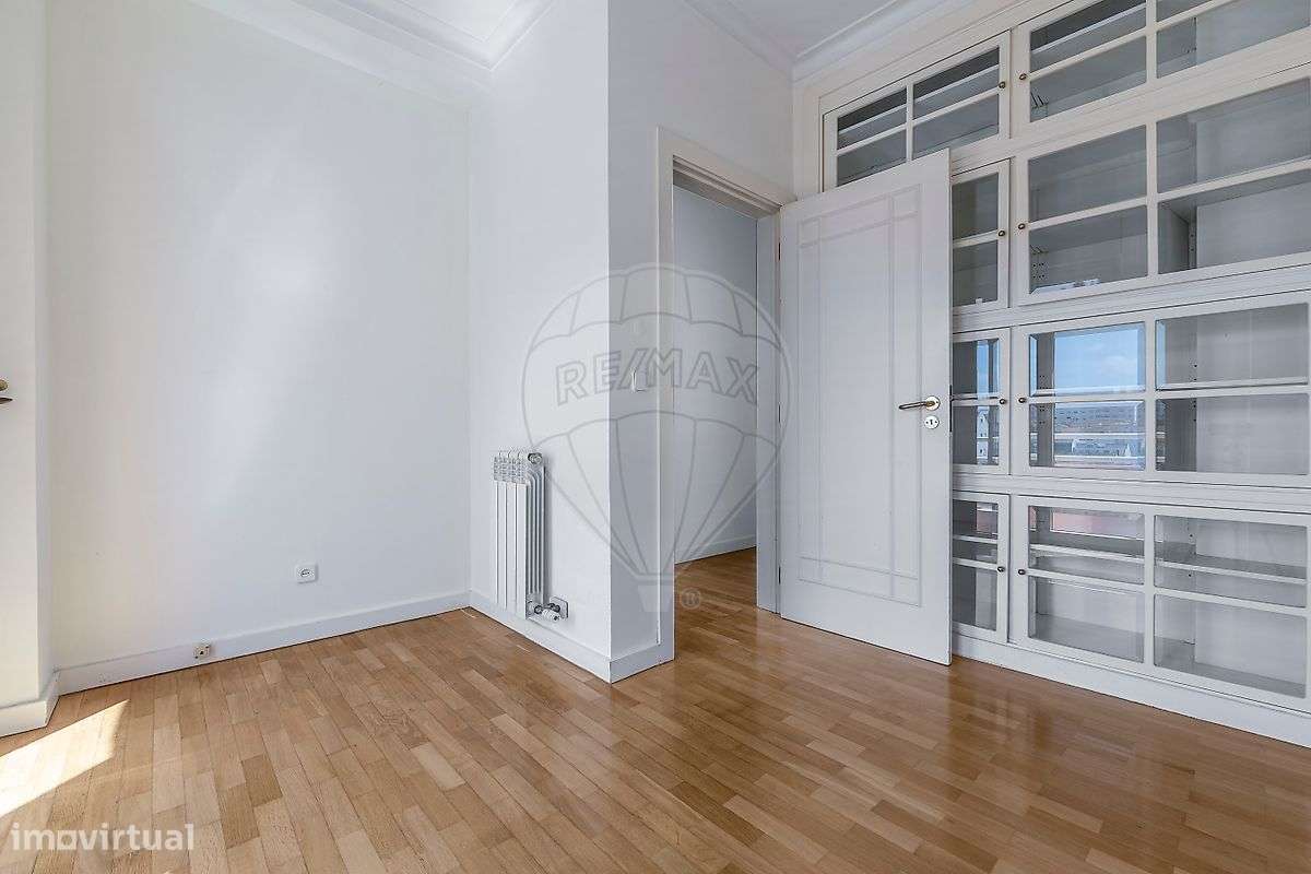 Apartamento T4 para venda-23