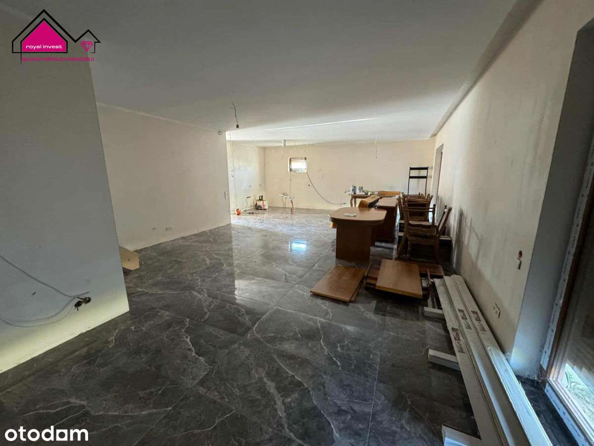 Nietuzinkowa nieruchomość w spokojnej okolicy-14