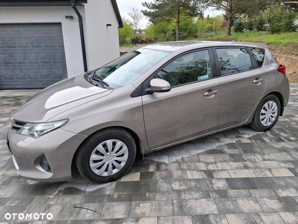 Toyota Auris 1.33 VVT-i Active - 3