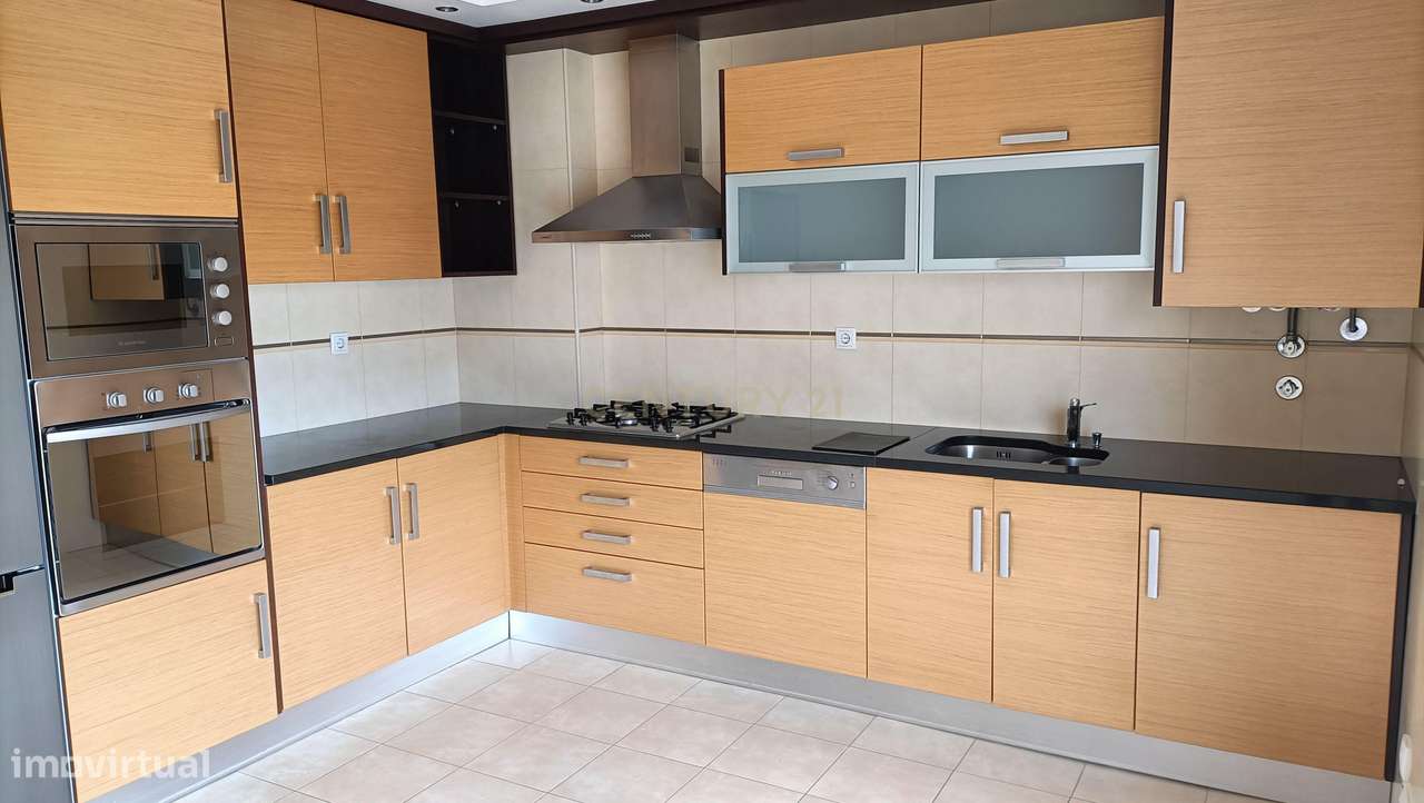 Apartamento T3 para arrendar com garagem e varanda – Caldas da Rainha - Grande imagem: 5/26