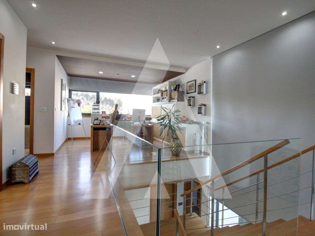 Moradia T4 de Luxo em Oliveira do Bairro-19