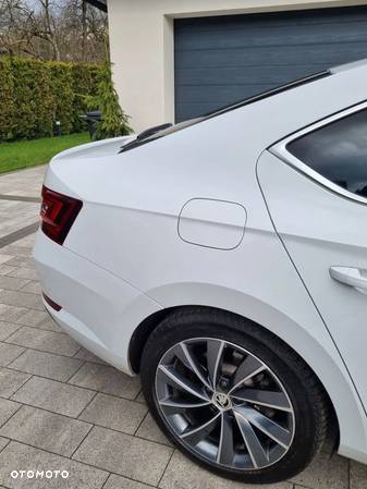 Skoda Superb 2.0 TSI L&K DSG - 13