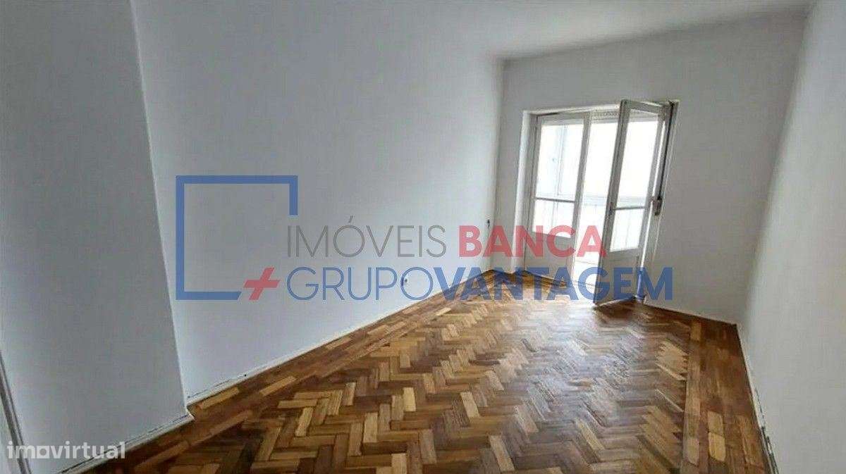 APARTAMENTO T3 MONTE ABRAÃO - Grande imagem: 3/18