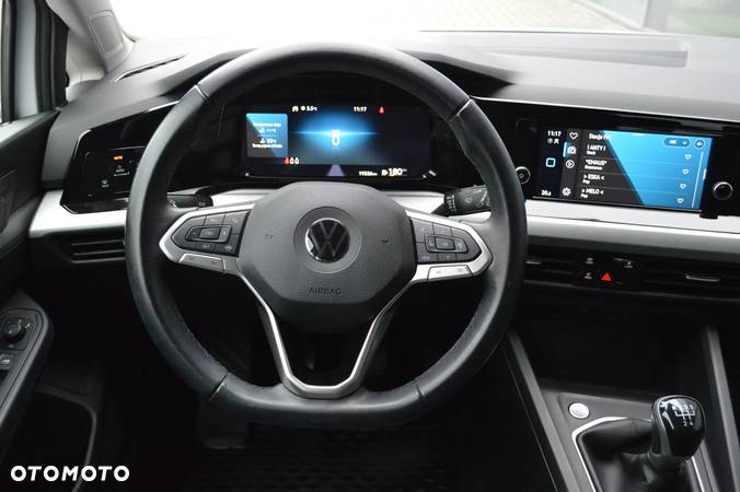 Volkswagen Golf VIII 1.0 TSI - 13