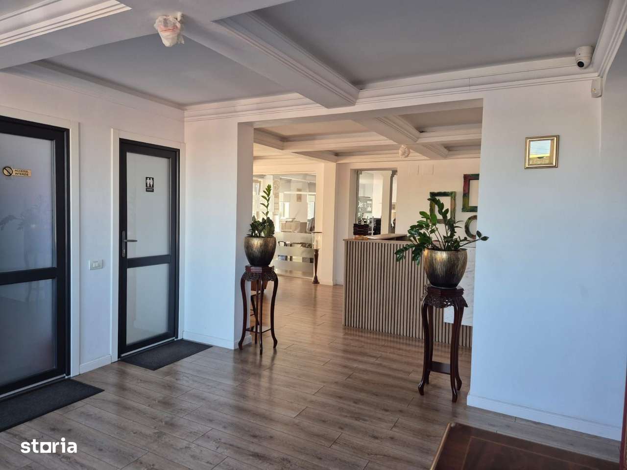 De vanzare hală cu birouri de lux și anexă rezidențială | Pantelimon-3