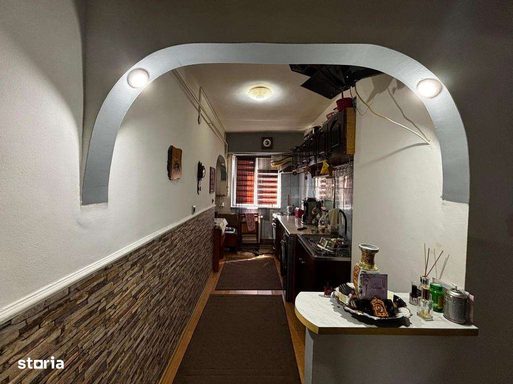 Apartament 2 camere Cartier Ostroveni zona Piata-7