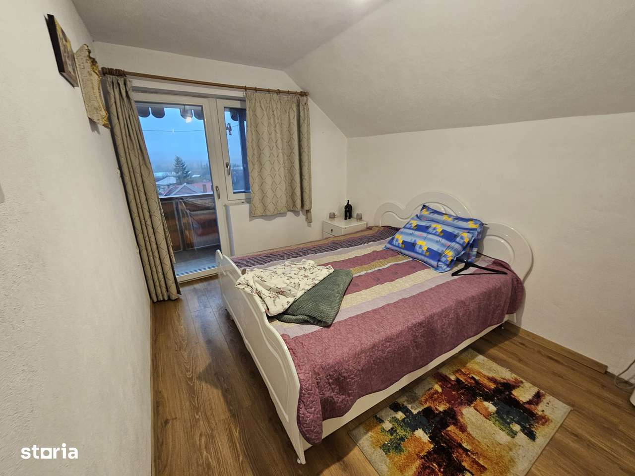 De vânzare Vilă P+1,Budeasa, teren 900 mp.,poziție frumoasă!-10