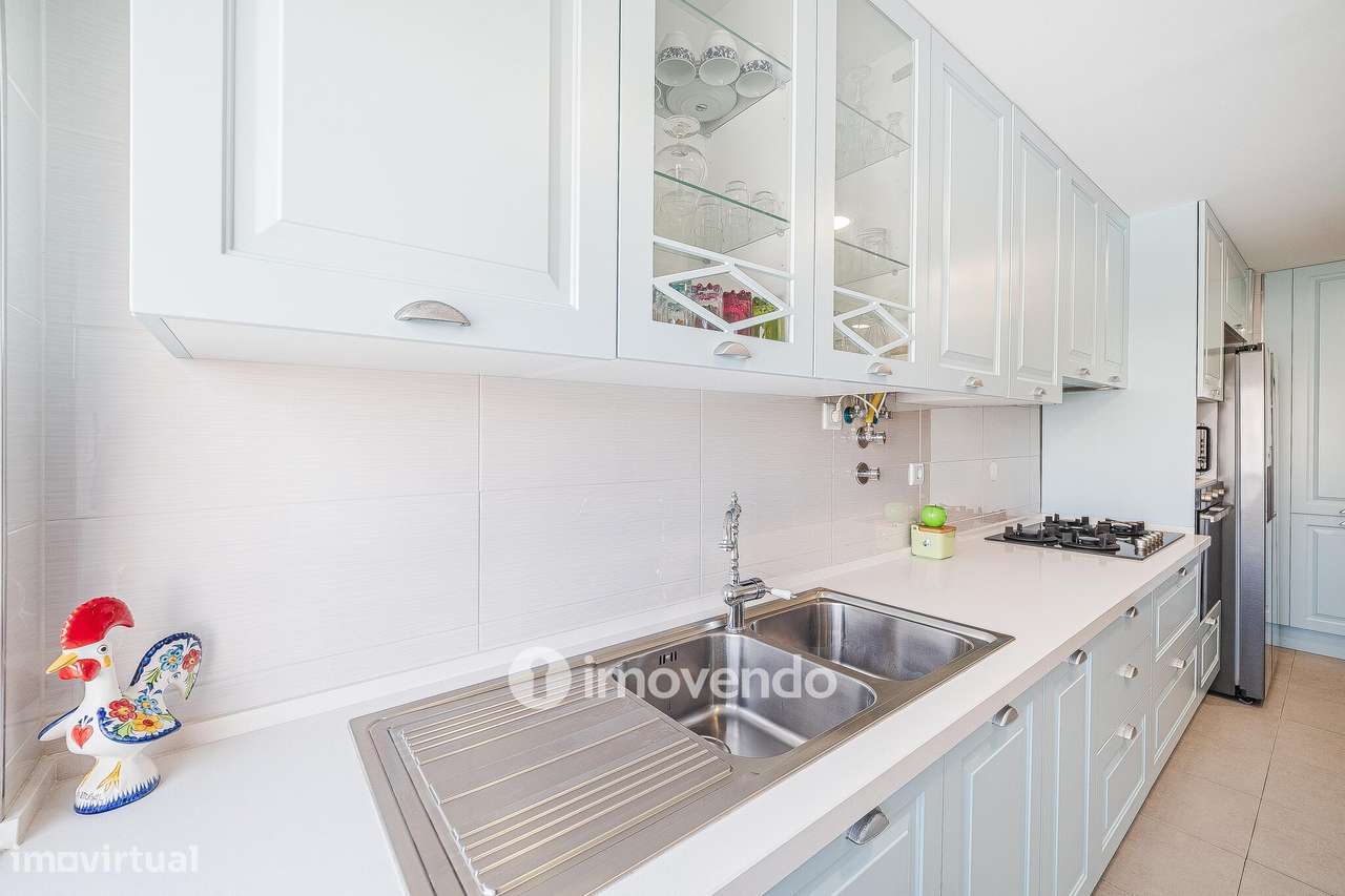 Apartamento T3, com áreas amplas, em Setúbal-21