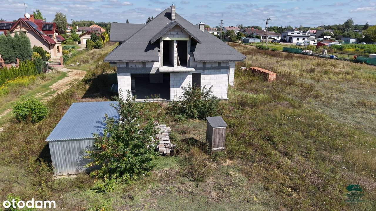 Dom mieszkalny jednorodzinny z garażem dwustanowiskowym  z działką-10
