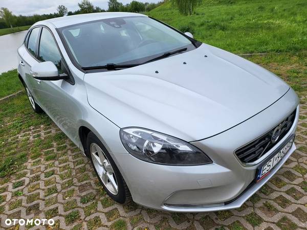 Volvo V40 - 9