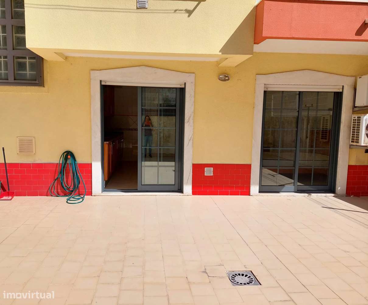 T1 com excelente terraço no Lavradio, Barreiro - Grande imagem: 3/12