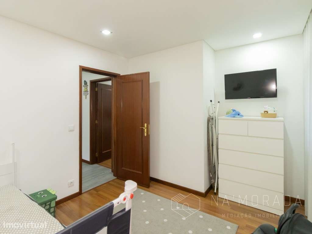 Apartamento T2 renovado, vendido totalmente mobilado e equipado em ...-28
