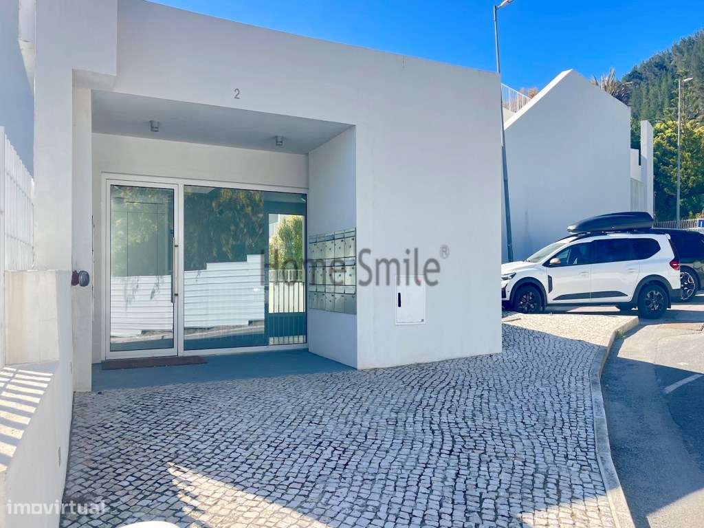 T1+1 . JARDIM PRIVADO. PISCINA . VISTA MAR-30