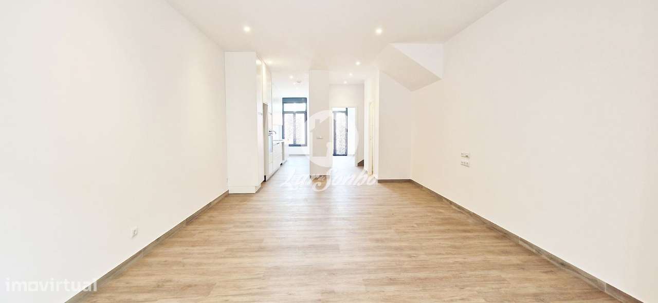 Apartamento T3 com dois terraços no centro do Porto - Grande imagem: 2/21