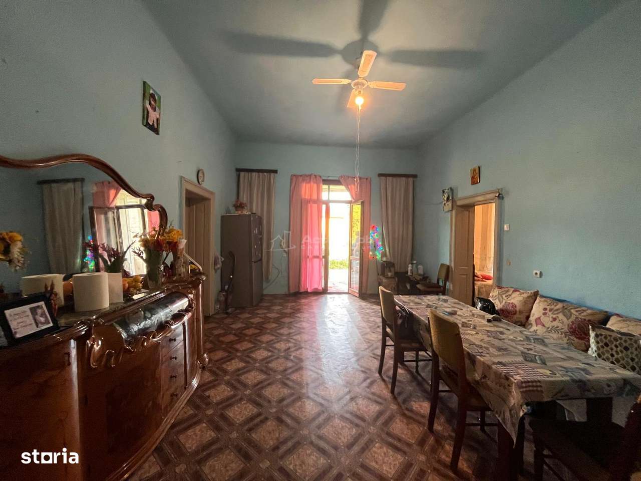 Sacu, Casa 426 Mp. Construiti, 6.500 Mp. Teren - Imagine principală: 2/20