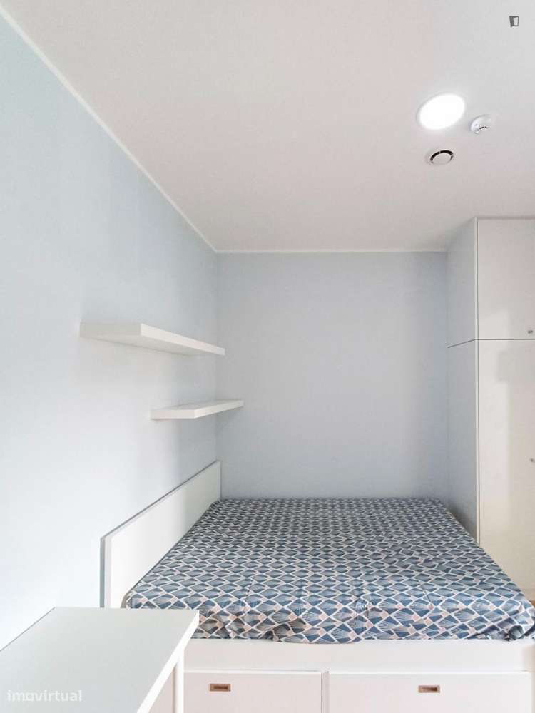 Estúdio - localizado em Bairro do Sol Coimbra - Grande imagem: 4/6