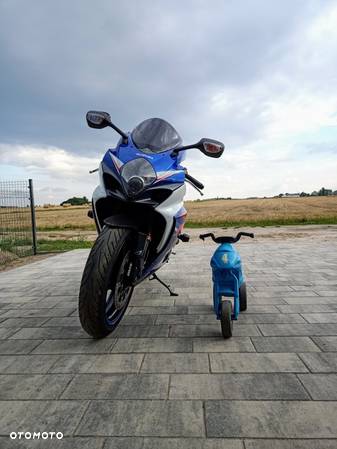 Suzuki GSX-R - 8