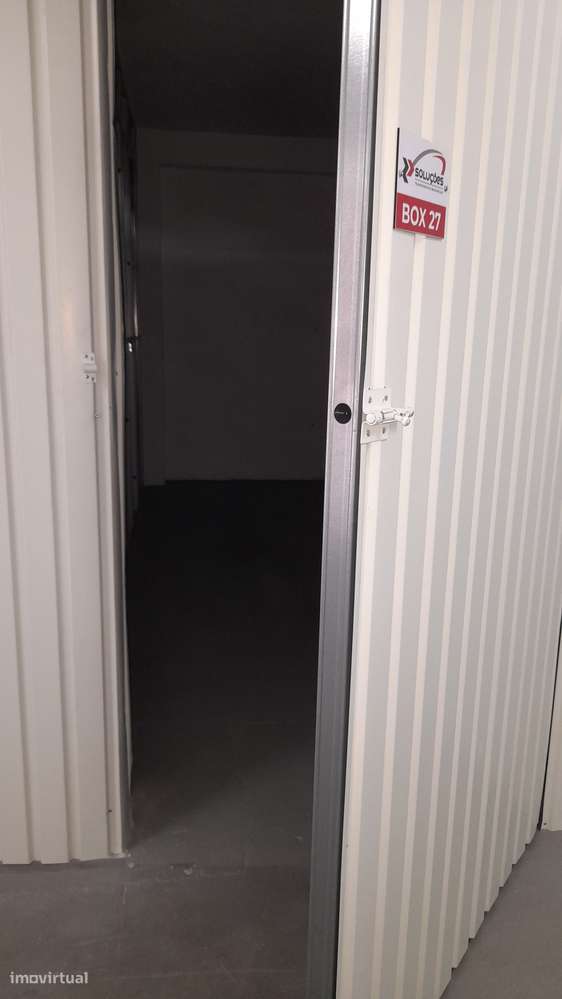 Aluguer de armazéns / Box armazenamento - Grande imagem: 4/4