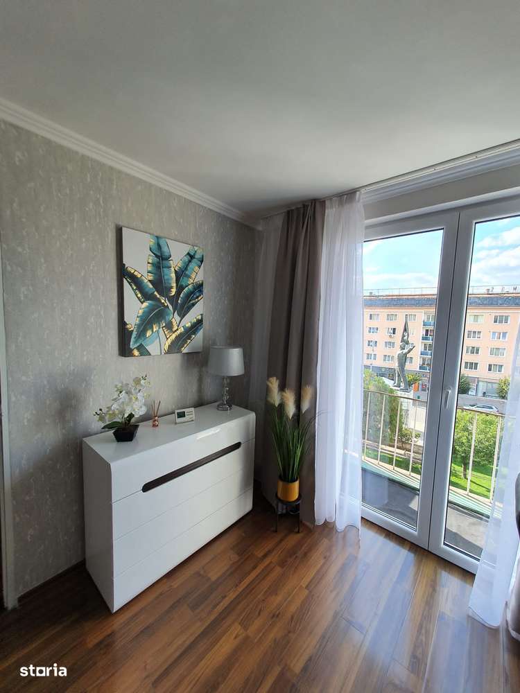 EE/775 De închiriat apartament cu 2 camere în Tg Mureș - Ultracentral - Imagine principală: 4/7