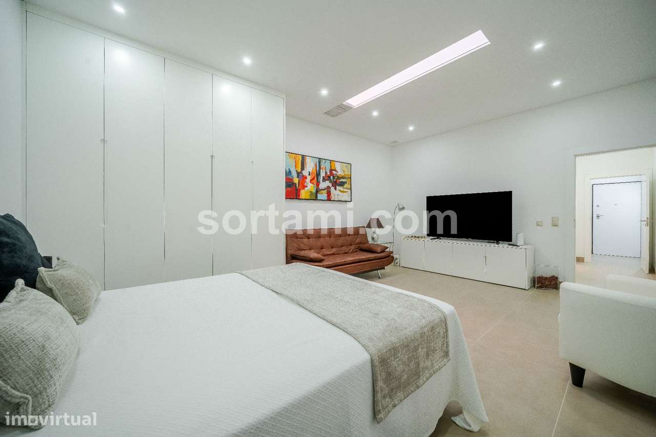 Moradia em Banda T2+1 Venda em Quarteira,Loulé-19