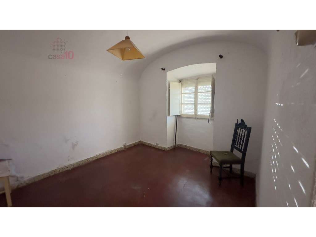 Vende-se moradia no Centro Histórico de Évora - Oportunidade de Inv... - Grande imagem: 5/40