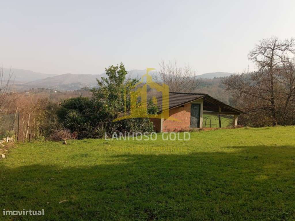 Terreno com 4.100m² | Excelente Potencial de Construção-11