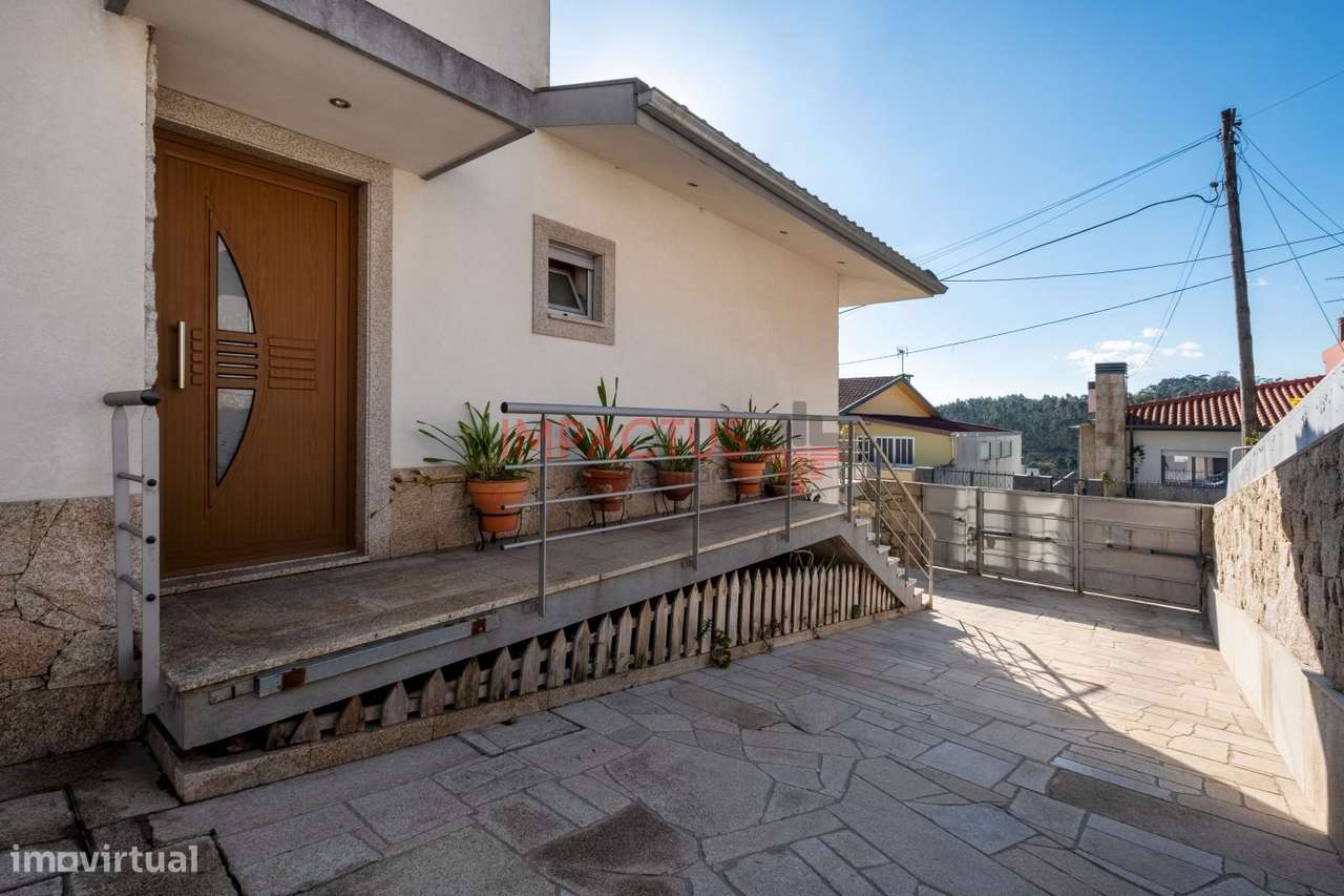 Moradia V3 na Trofa-37