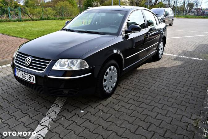 Volkswagen Passat 1.9 TDI Basis - 13