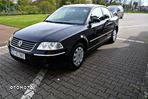 Volkswagen Passat 1.9 TDI Basis - 13