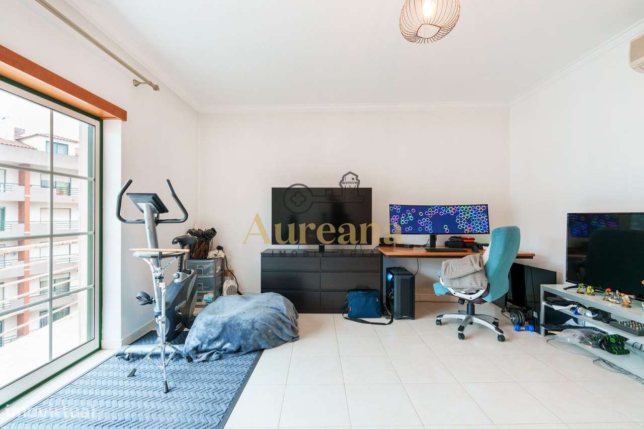 Apartamento T2 com Terraço _ Fátima-17