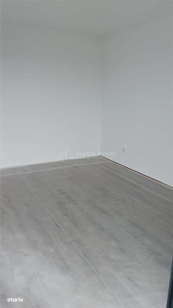 Casa individuala cu 4 camere-Cornetu-Incalzire in pardoseala-Toate uti - Imagine principală: 5/20