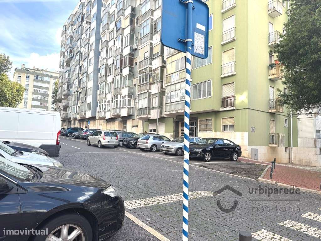 Espaço comercial com 220 m2, em Oeiras.-15