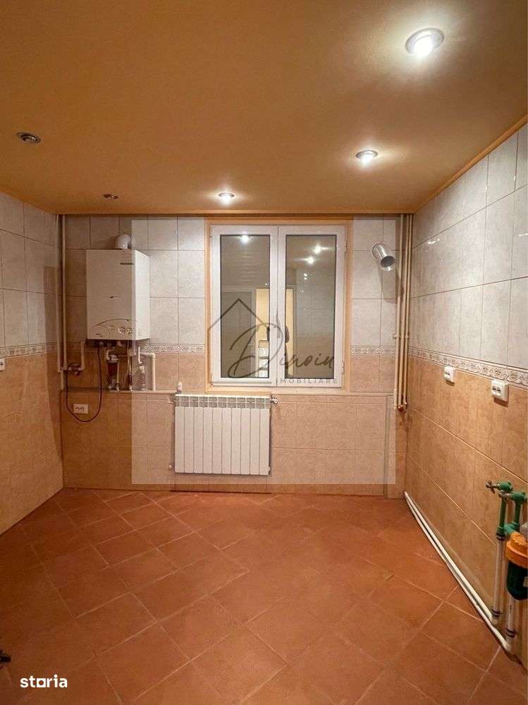 Apartament 3 camere Trapezului Metrou 1Dec - renovat centrala proprie - Imagine principală: 3/10