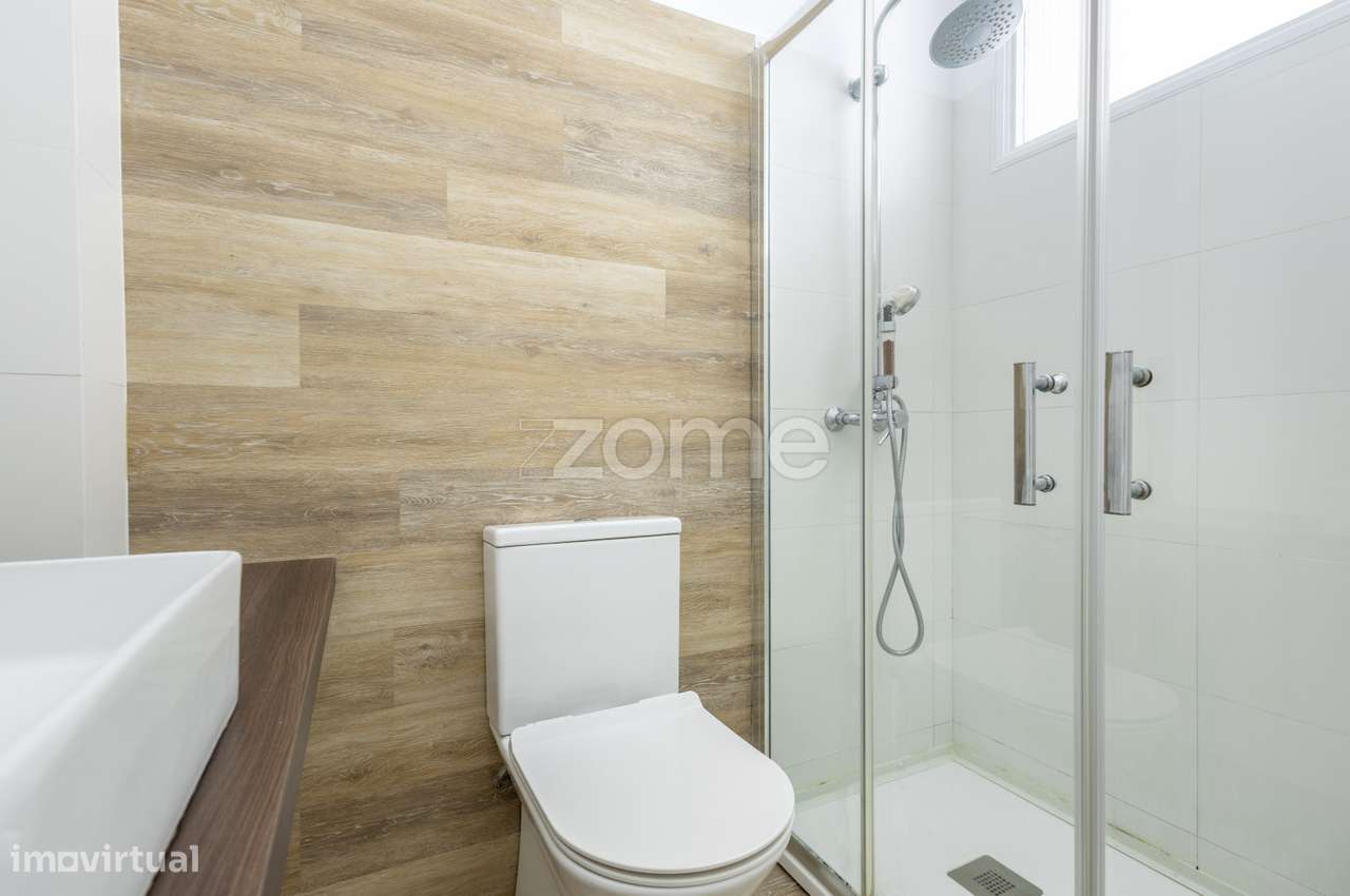 Apartamento T2 renovado em Leça da Palmeira - Grande imagem: 2/15